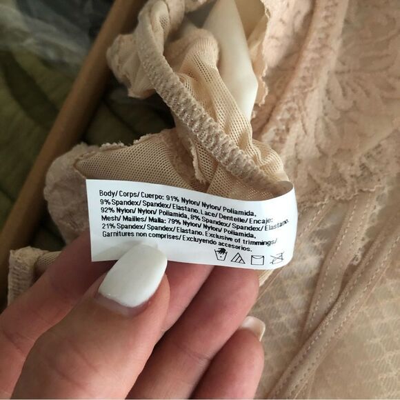 Maidenform Shapewear Bodysuit  - Picture 3 of 9